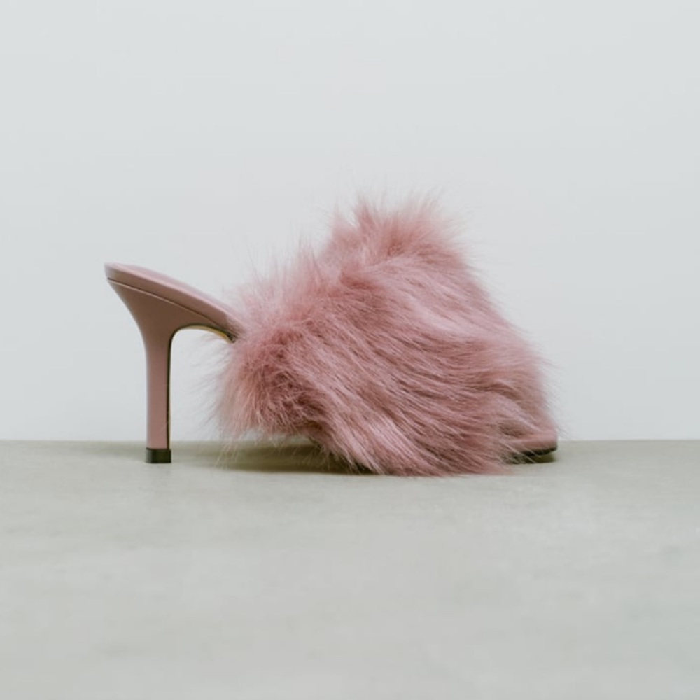 NWT Zara Faux Fur Feather Square Toe Pink Heels